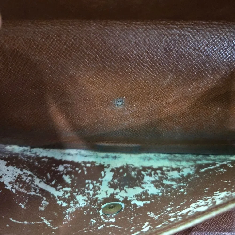 🐢 Louis Vuitton Sarah Signature Monogram Long Wallet